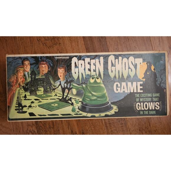 Vintage Green Ghost Game - Picture 1 of 5